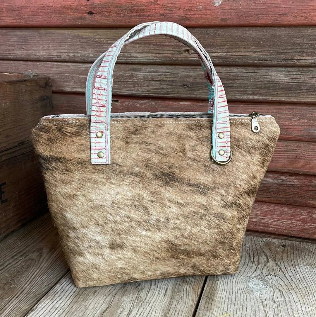 021 Feed Bag - Brindle w/ Fiesta Navajo