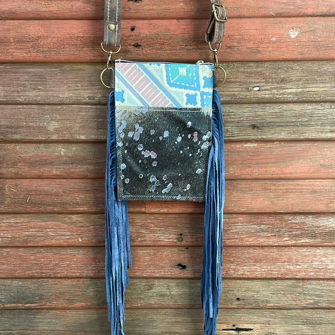 022 Carrie - Baby Blue Acid w/ Encanto Navajo