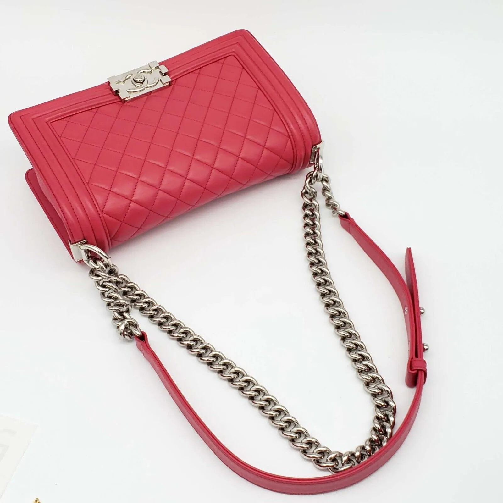 100% Authentic CHANEL Boy Leather Shoulder Bag 2550-080524