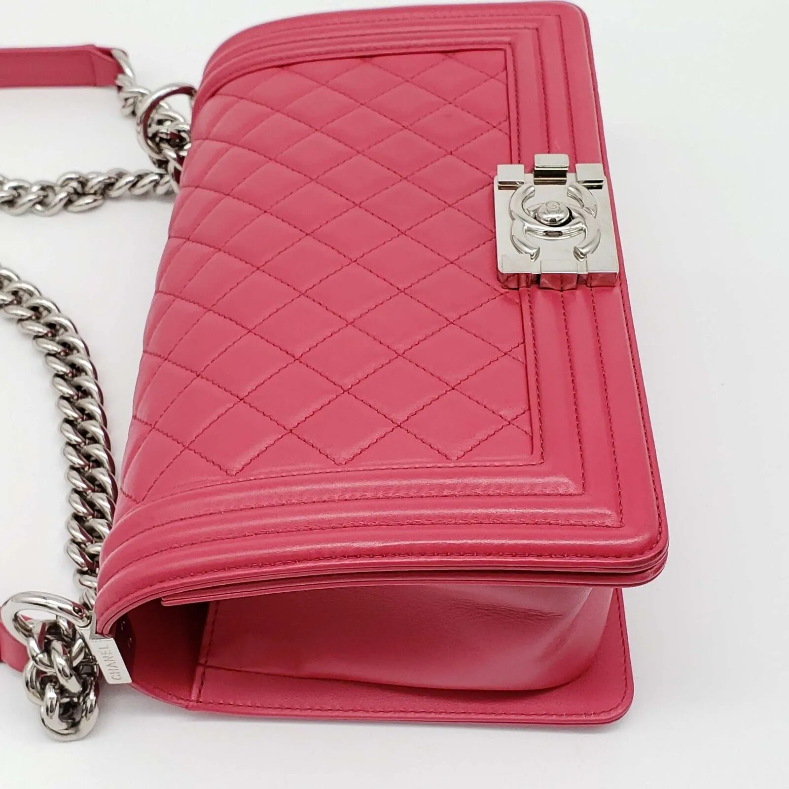100% Authentic CHANEL Boy Leather Shoulder Bag 2550-080524