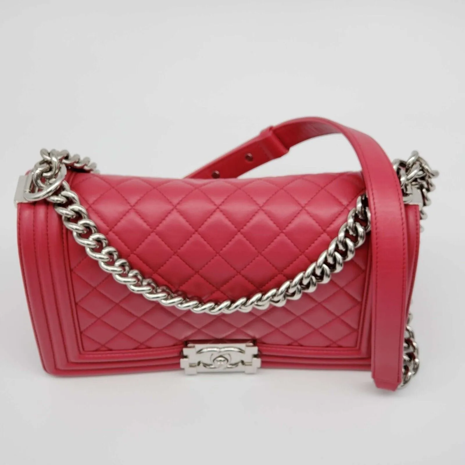 100% Authentic CHANEL Boy Leather Shoulder Bag 2550-080524
