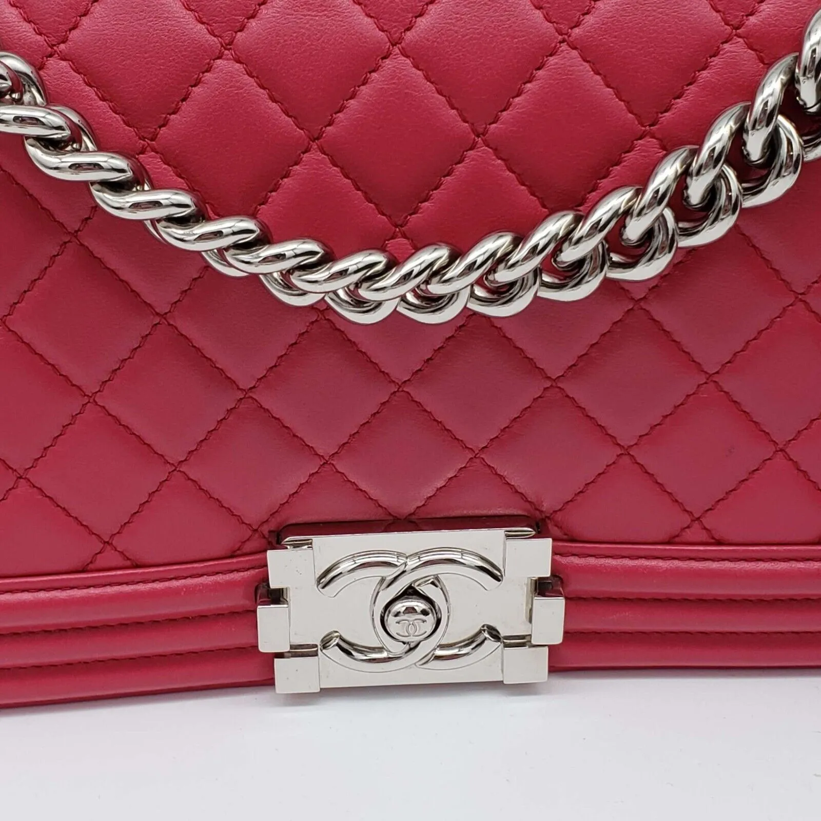 100% Authentic CHANEL Boy Leather Shoulder Bag 2550-080524