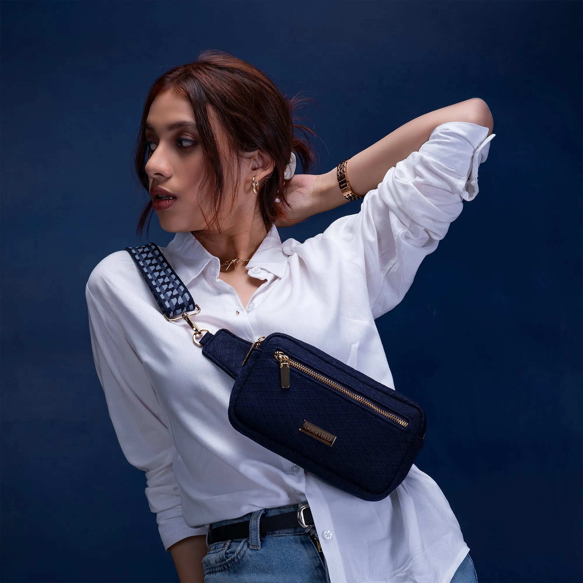 Bag Strap - Montage