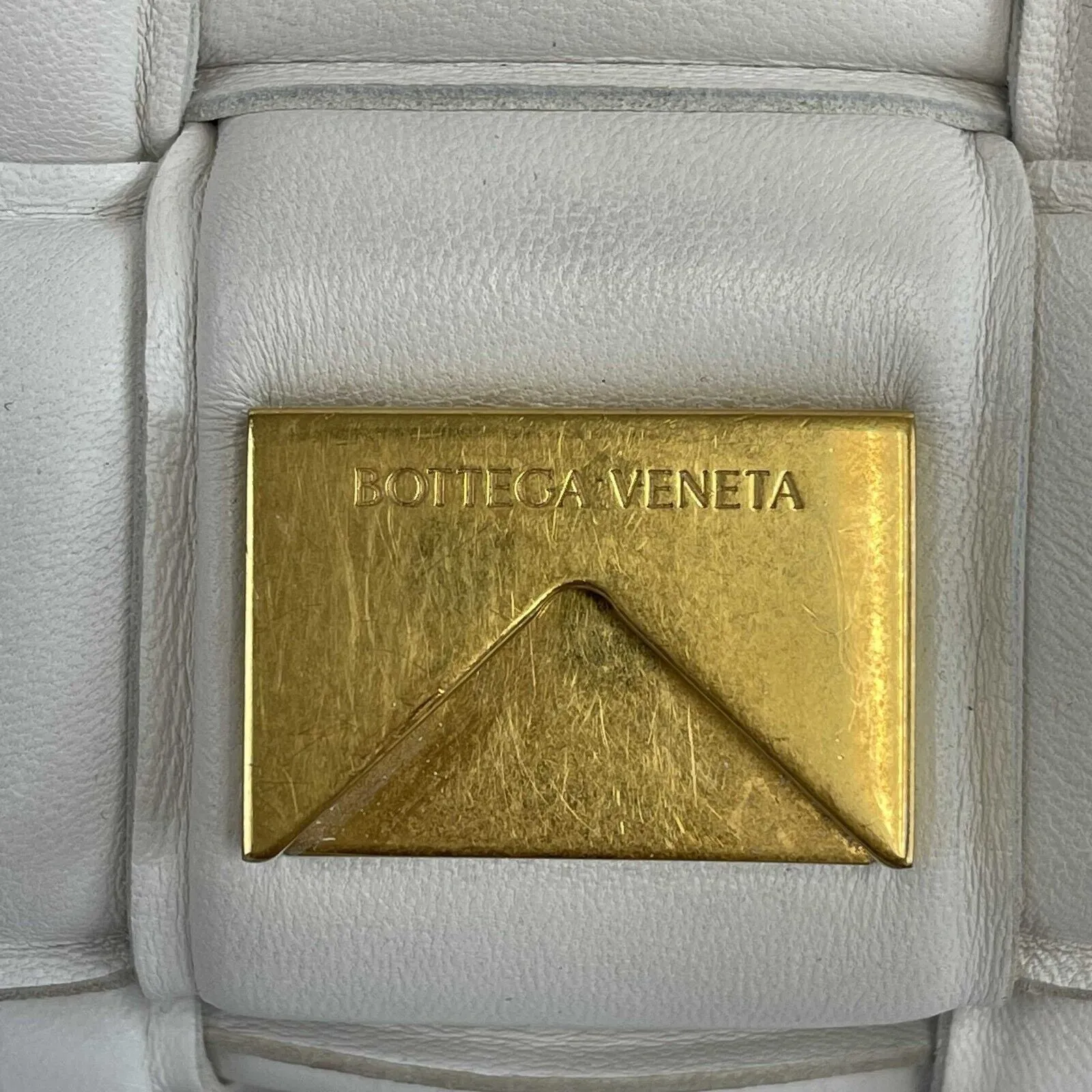 Bottega Veneta - Lambskin Maxi Intrecciato Padded White Crossbody