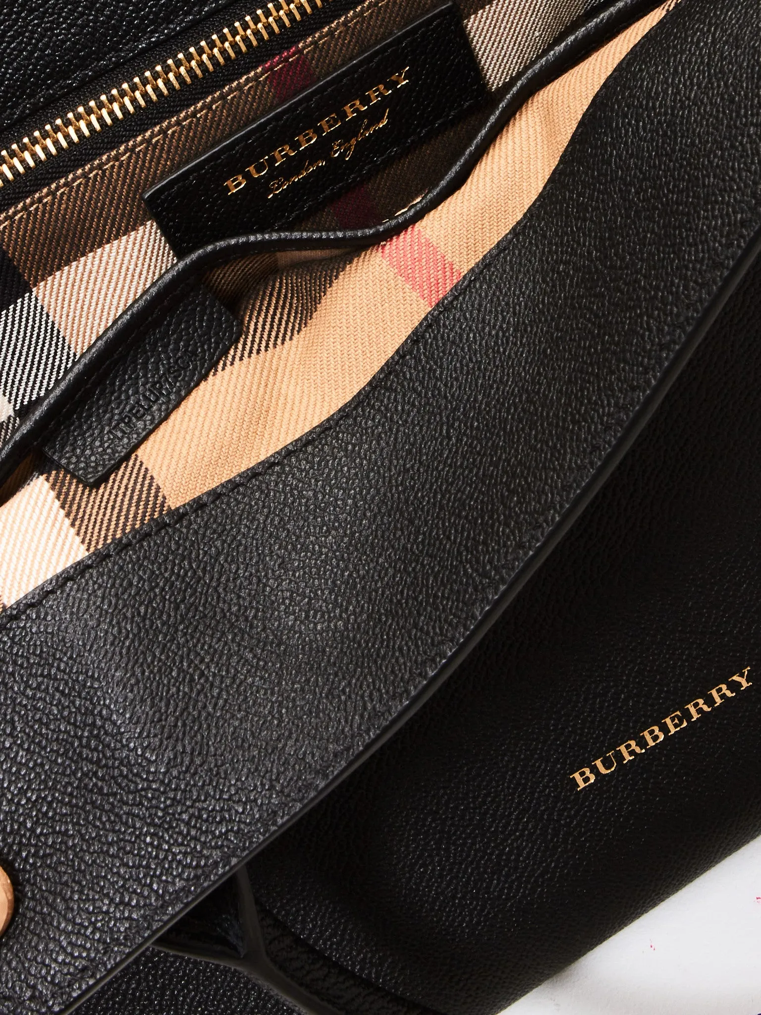 Burberry Black Leather Dashwood Medium Buckle Hobo Bag