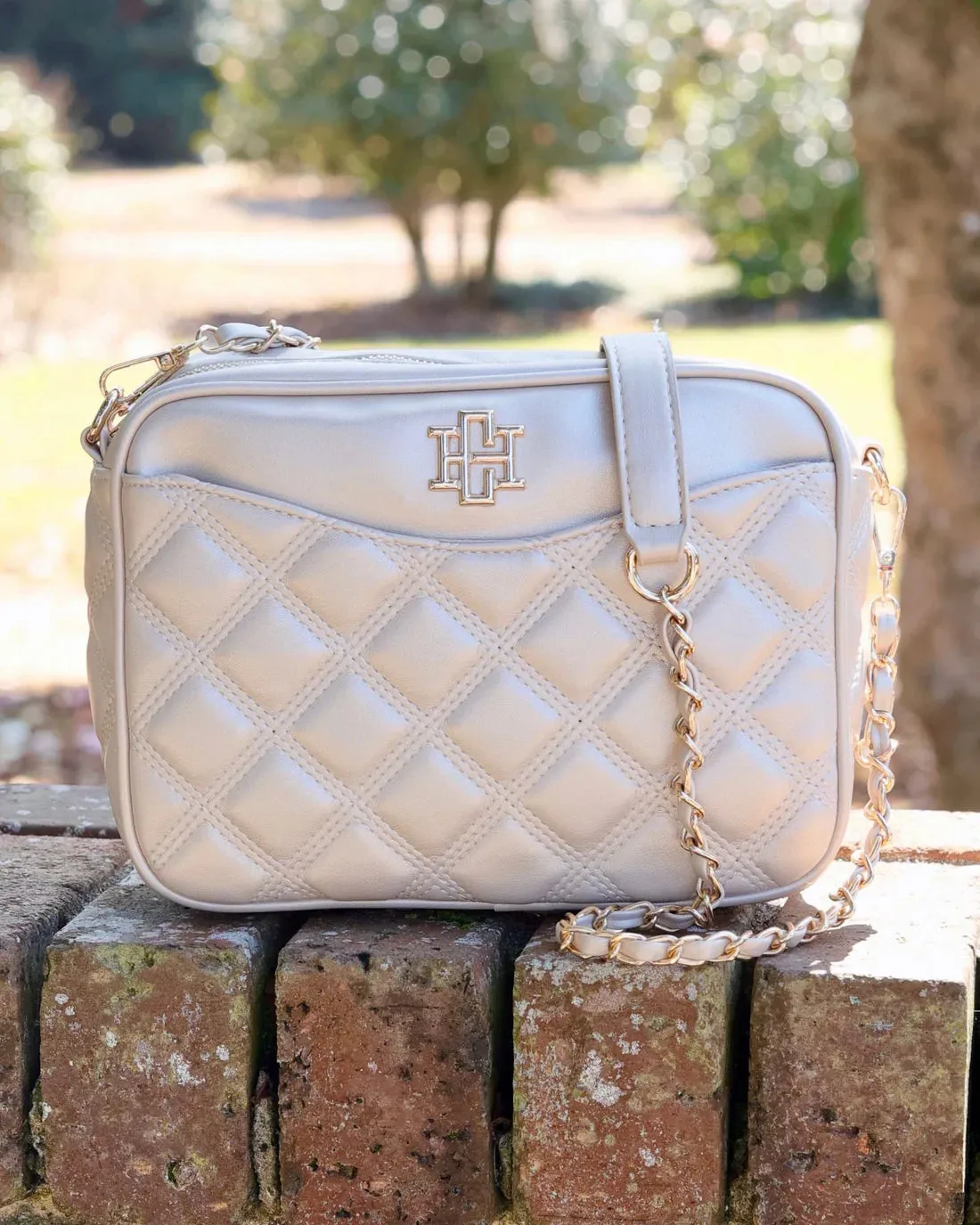 Caroline Hill - Fiona Crossbody "Pearl Quilted DQ"