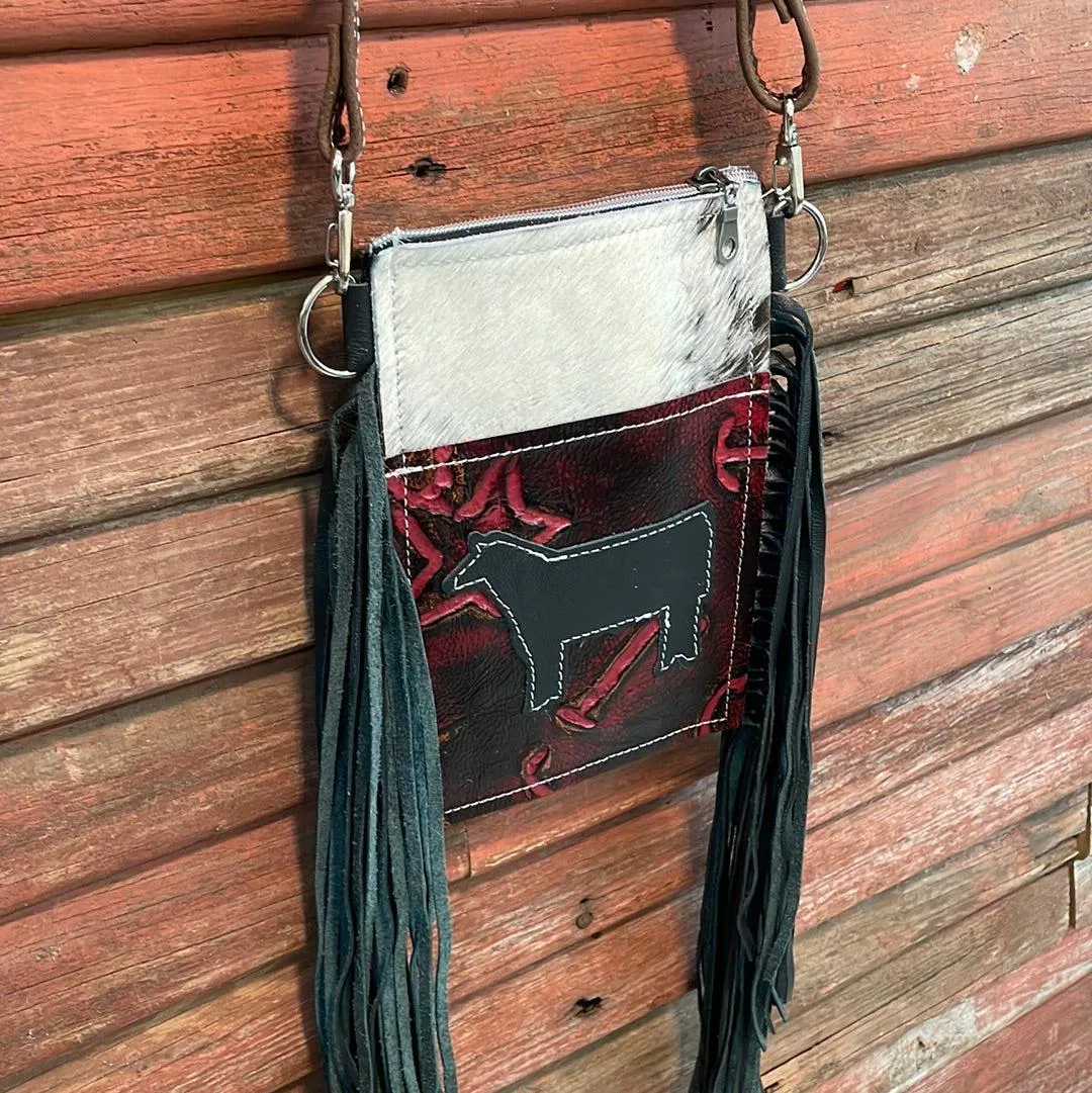 Carrie - Black & White w/ Red Brands w/ Cow