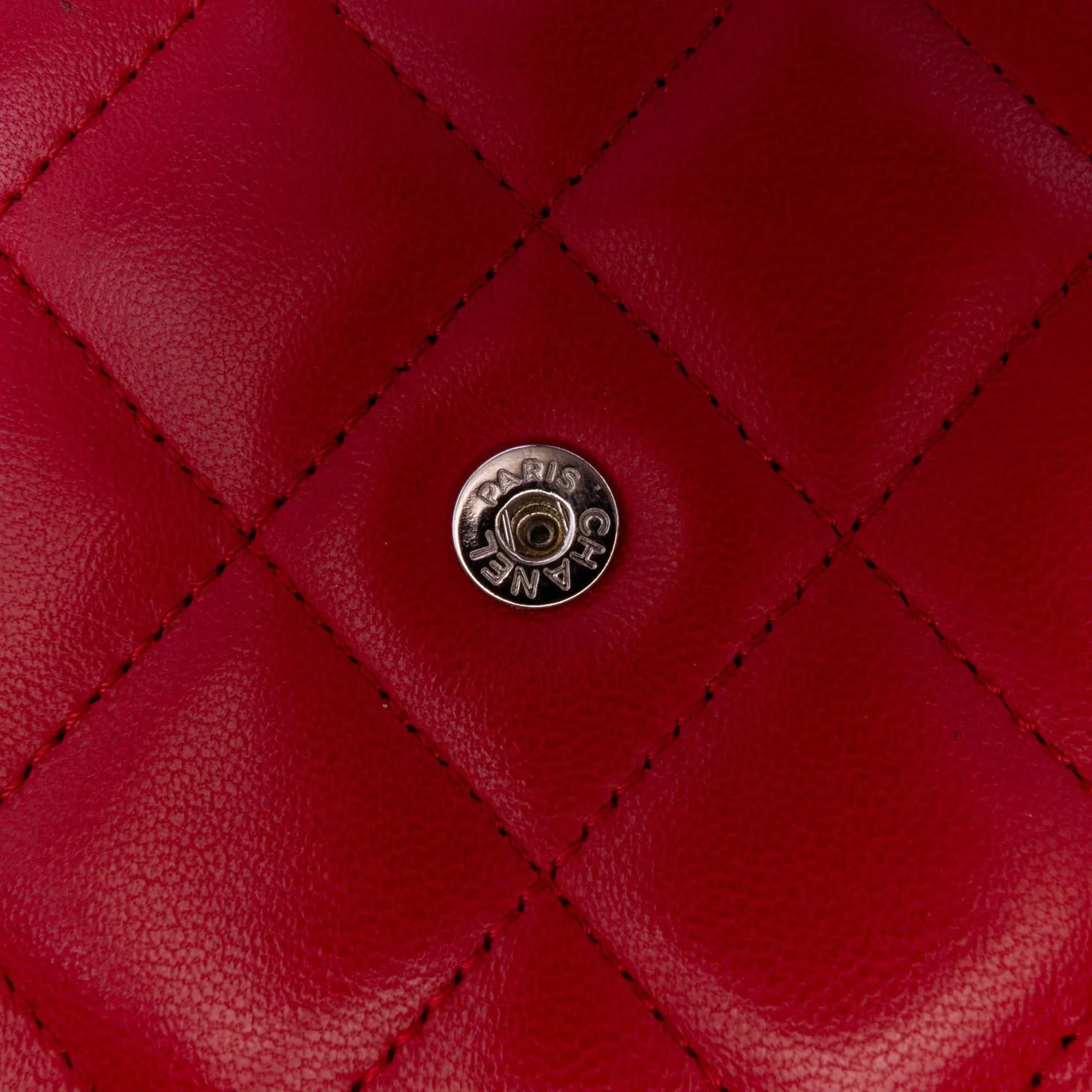 CC Lambskin Wallet on Chain