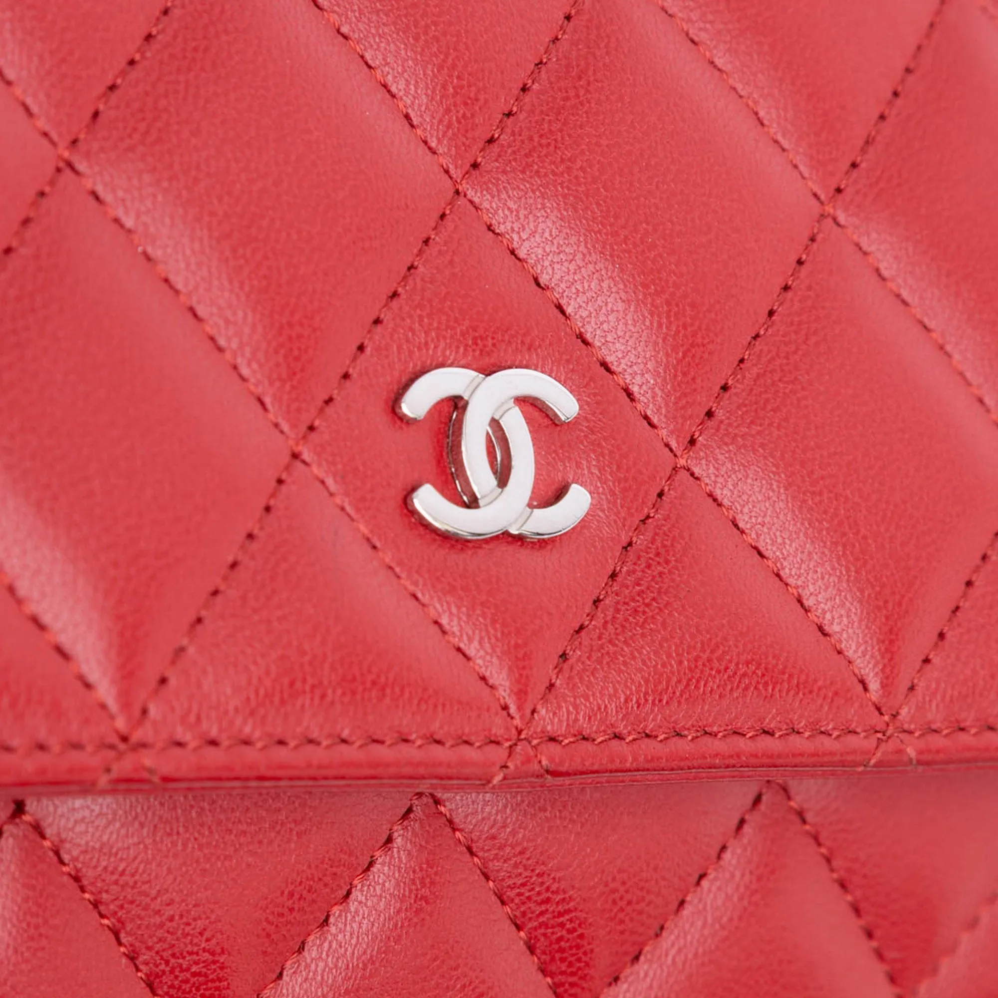 CC Lambskin Wallet on Chain