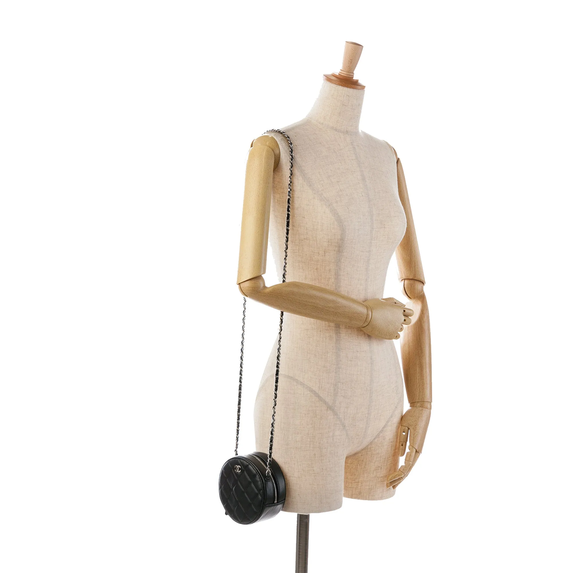 CC Quilted Lambskin Round Clutch with Chain