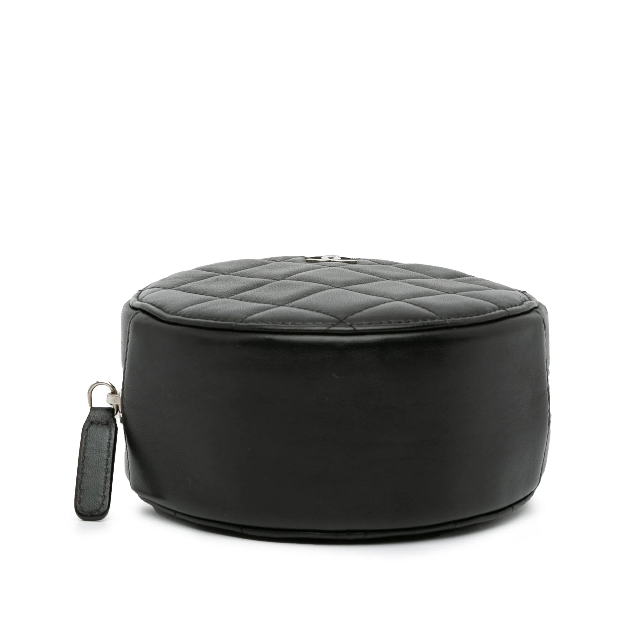 CC Quilted Lambskin Round Clutch with Chain