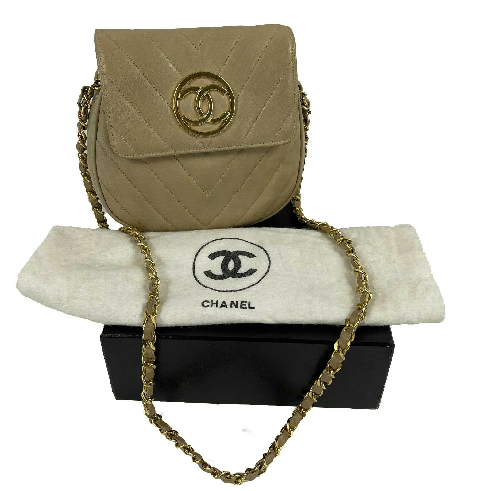CHANEL - 90's Vintage Chevron Flap 24k - CC logo - Beige / Gold-tone Crossbody