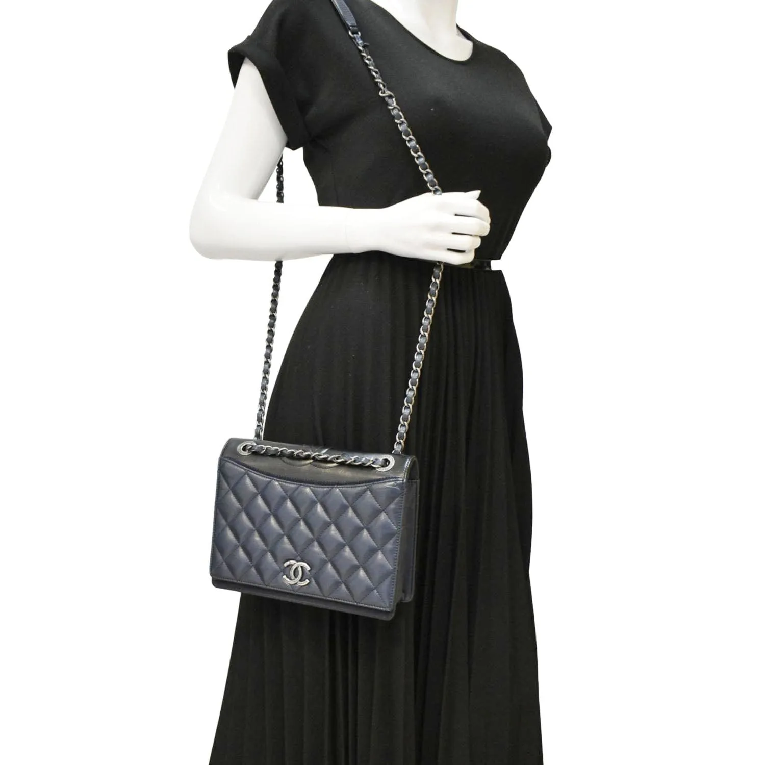CHANEL Ballerine Flap Medium Quilted Leather Crossbody Bag Navy Blue