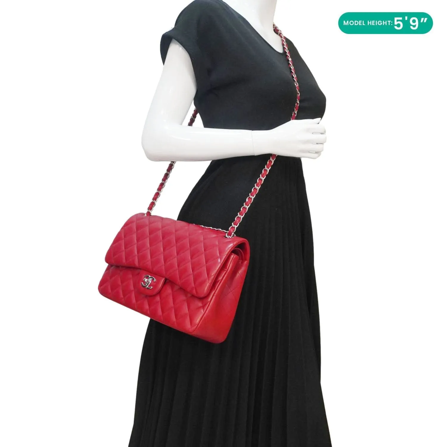 CHANEL Classic Double Flap Quilted Leather Crossbody Bag Red