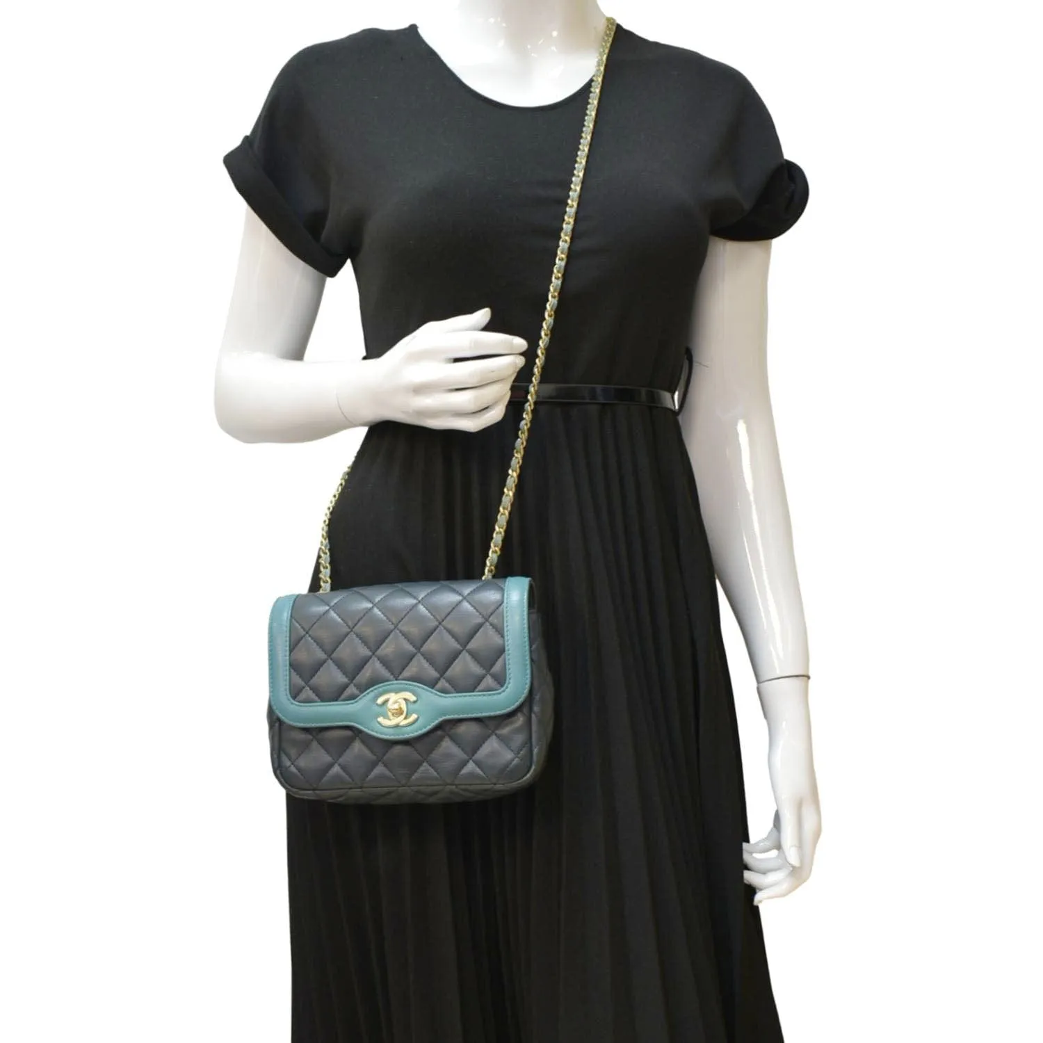 CHANEL Day Flap Quilted Leather Crossbody Bag Dark Green