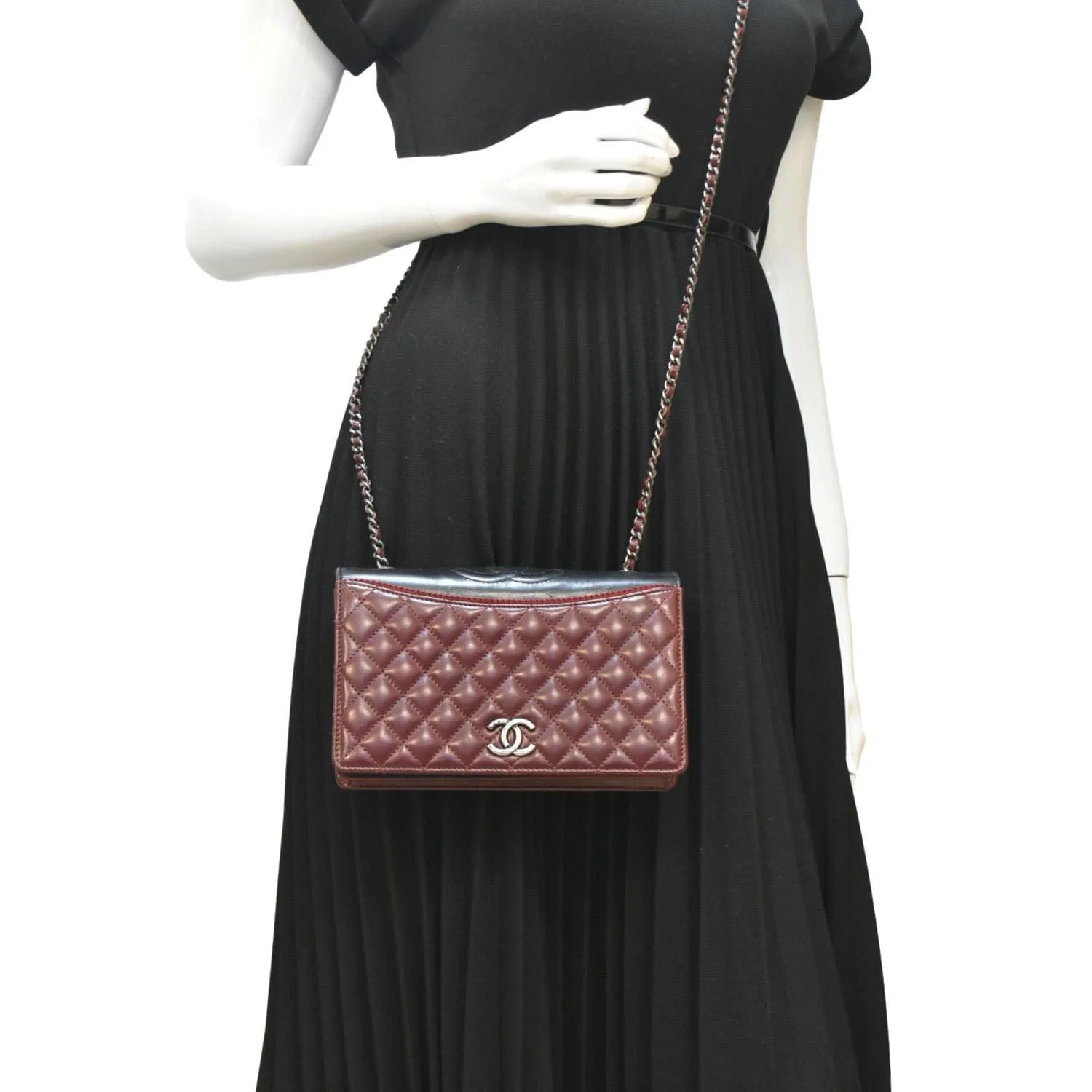 CHANEL Grosgrain Ballerine Flap Quilted Leather Crossbody Bag Maroon