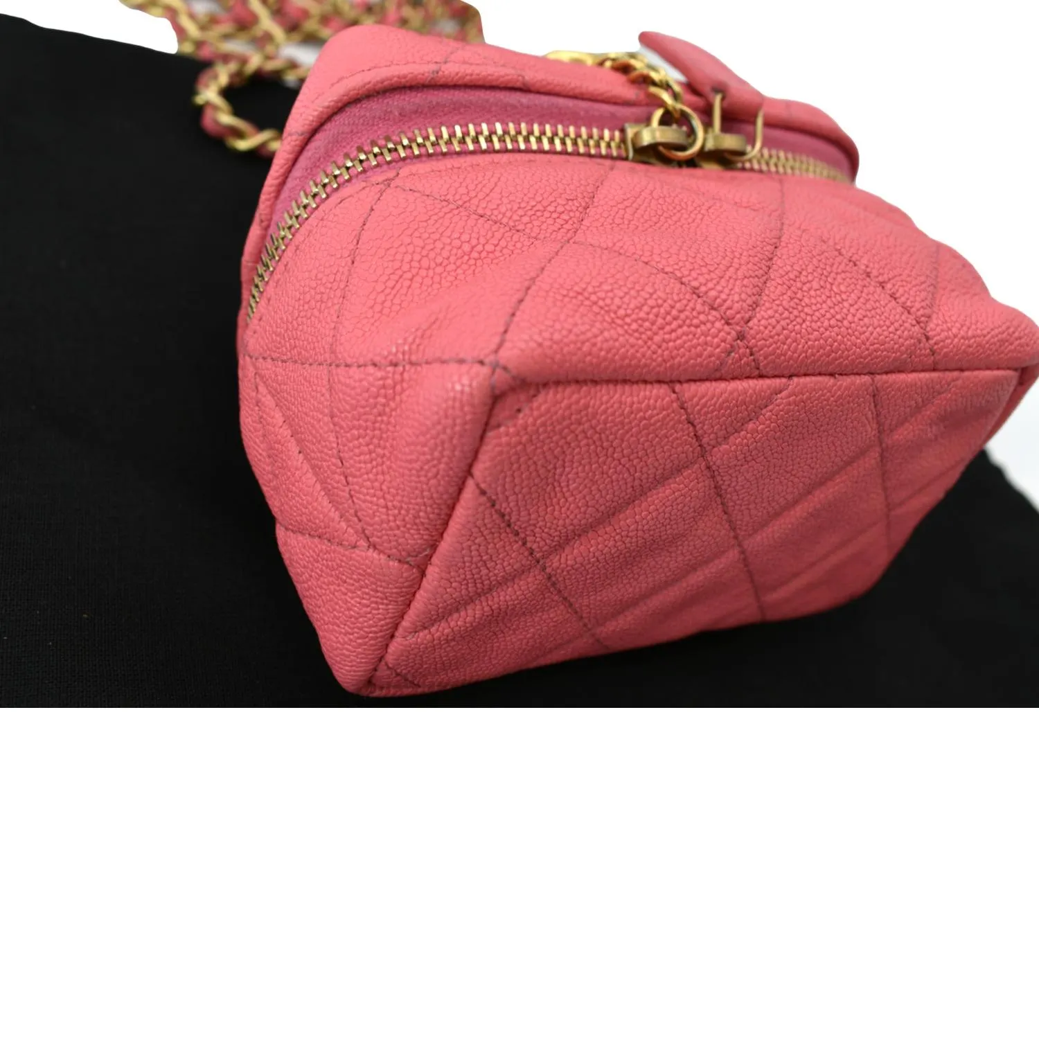 CHANEL Vanity Case Small Leather Crossbody Bag Pink