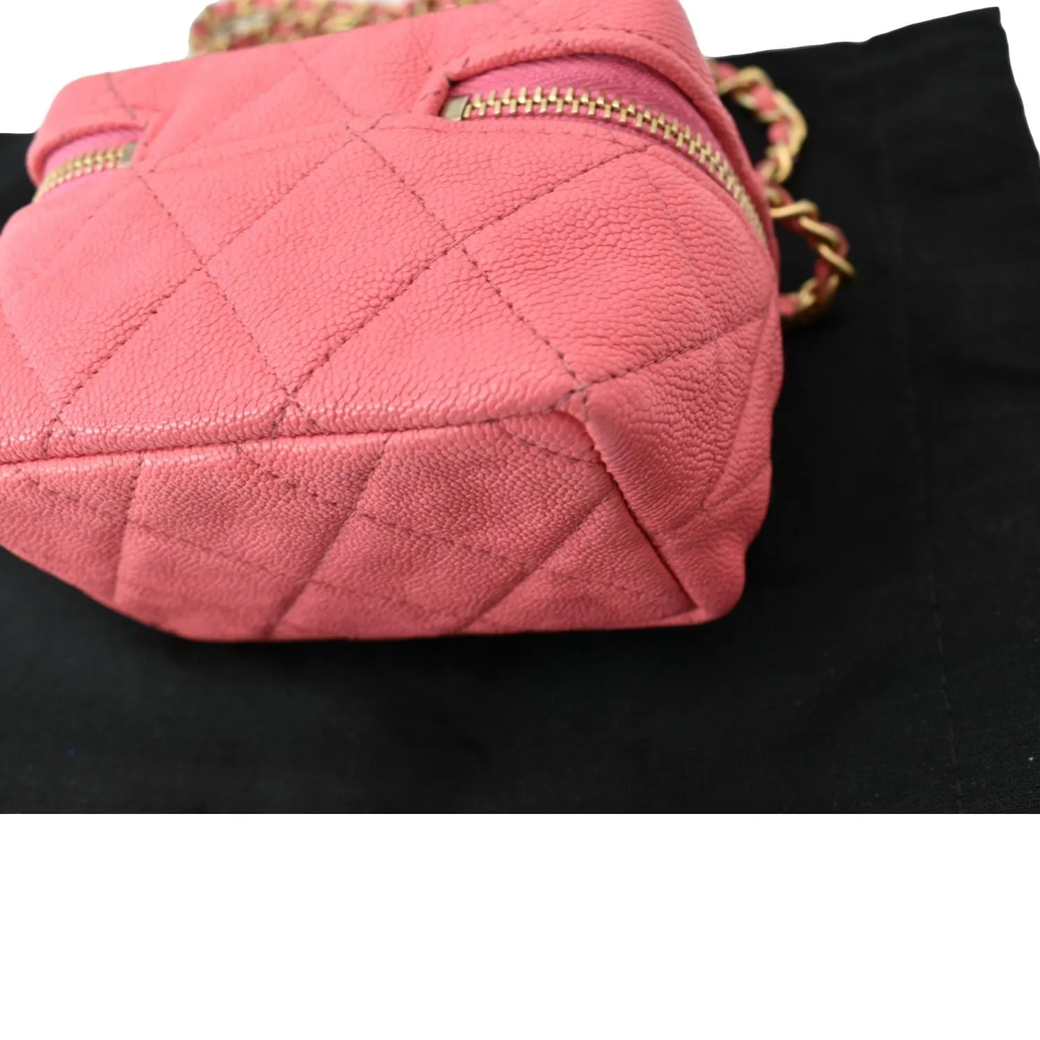 CHANEL Vanity Case Small Leather Crossbody Bag Pink