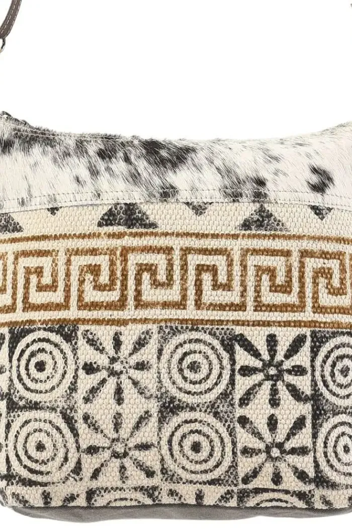 Crossbody with Pattern Rug and Fur