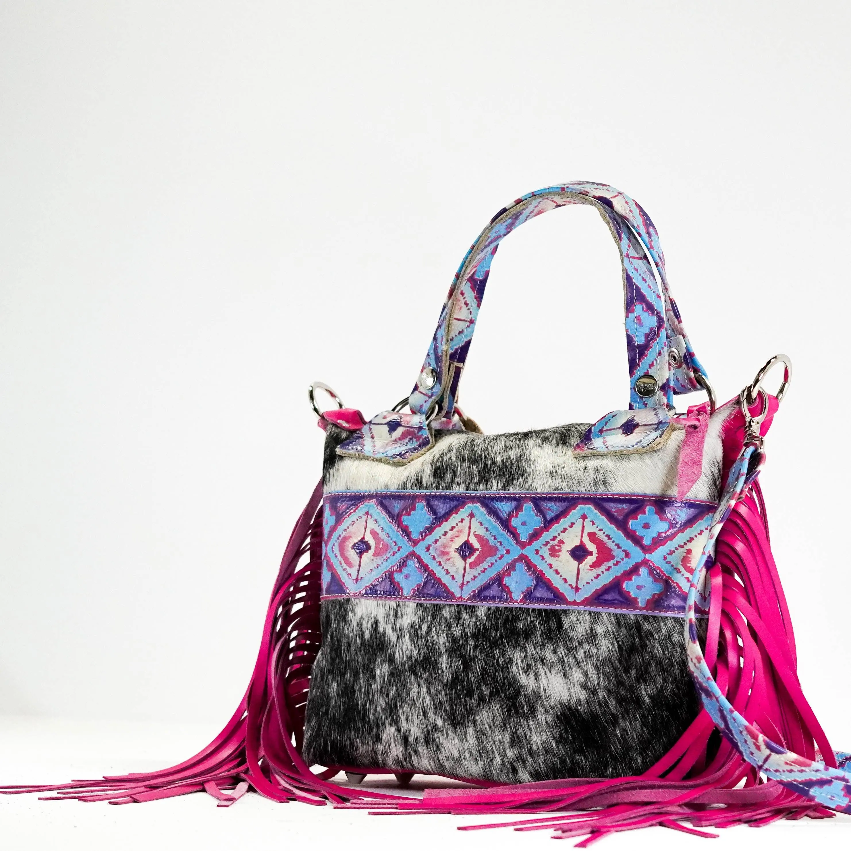 Fancy Annie - Black & White w/ Unicorn Navajo