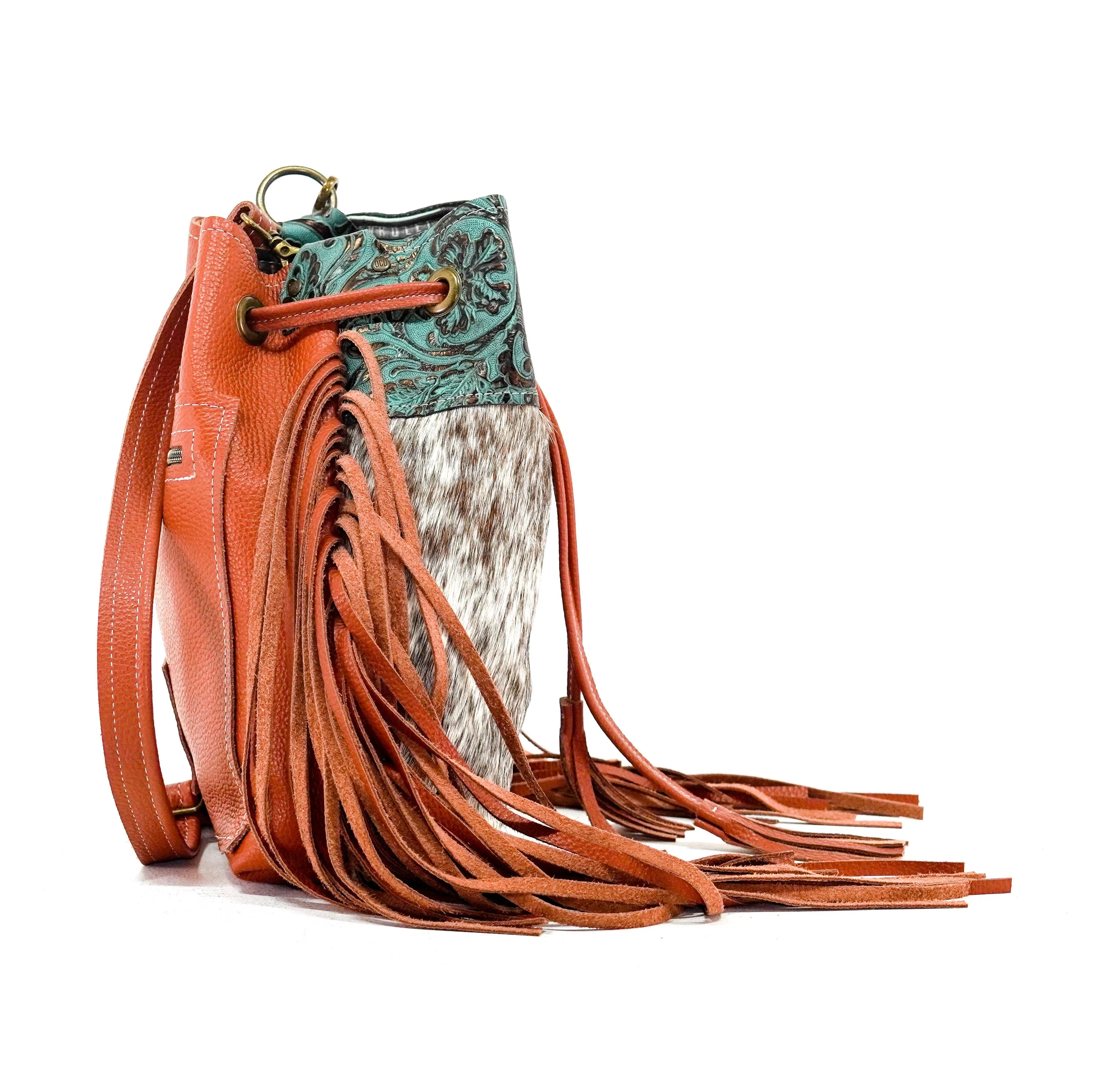 Gabby - Longhorn w/ Lagoon tool