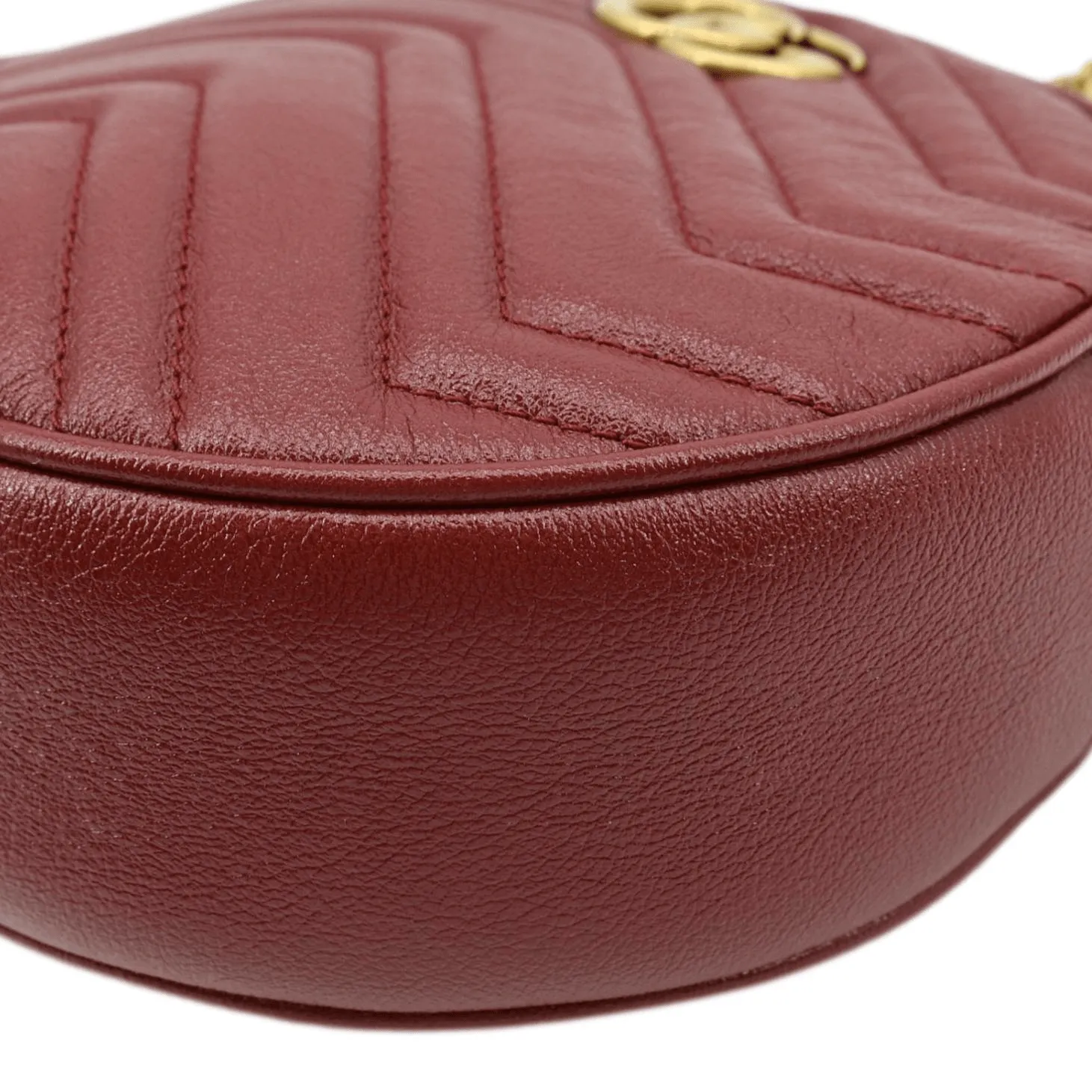 GUCCI GG Marmont Mini Round Leather Crossbody Bag Red 550154