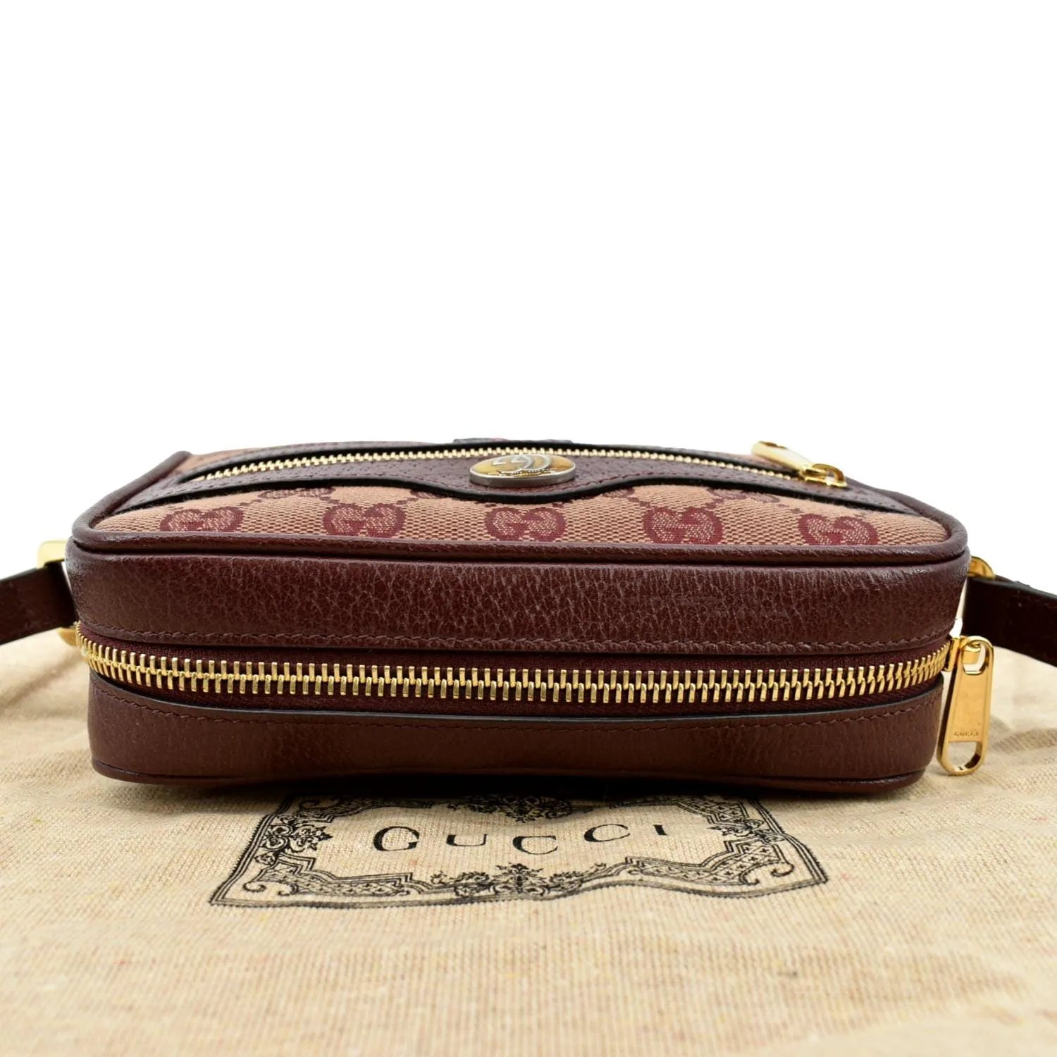 GUCCI Ophidia Mini GG Supreme Crossbody Bag Red 517350