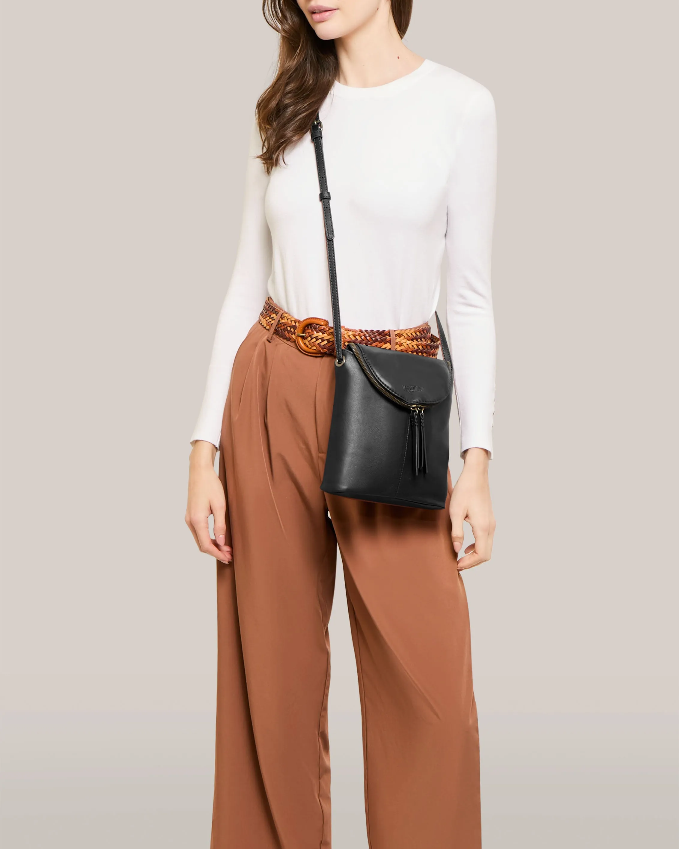 Hampton Large Zip-Around Crossbody