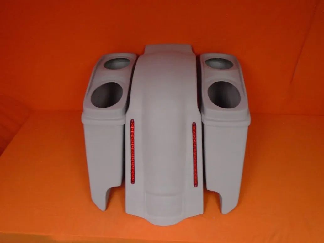 Harley Davidson 5" Heritage Softail Extended Saddlebags Dual 6.5" Speaker Lids   LED Fender Dual Cutouts