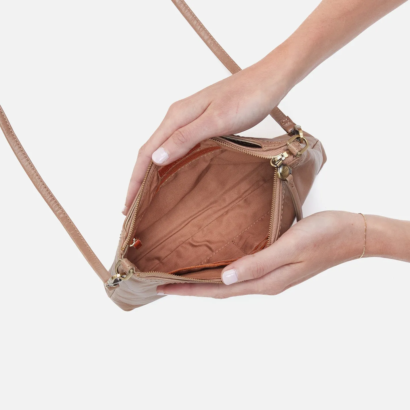 Hobo Darcy crossbody