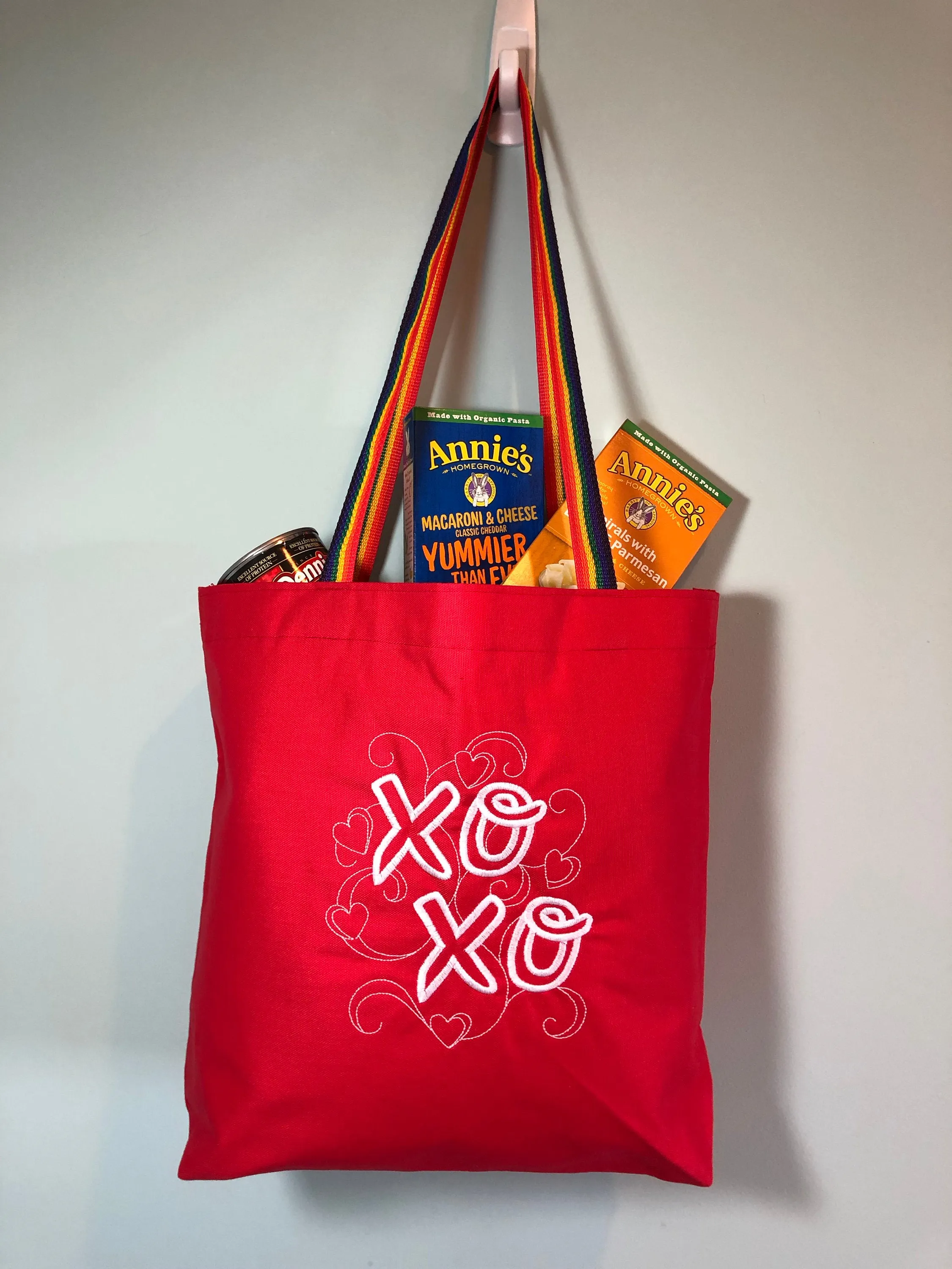 Kisses XO Embroidered Tote Bag | stitchywoman.net