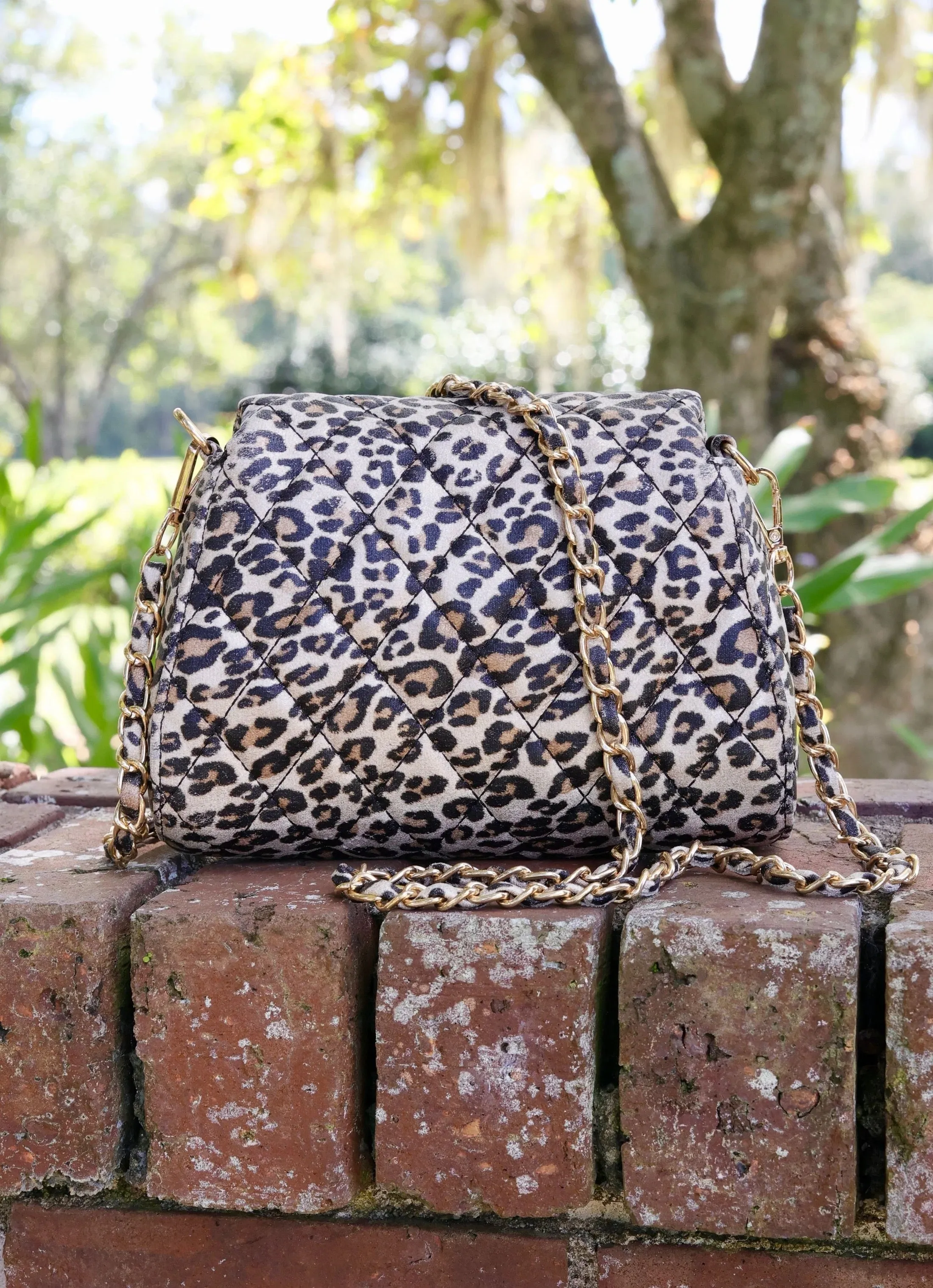 KYLIE CROSSBODY-SPOTTED DQ