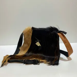 LARGE HIDE CROSSBODY
