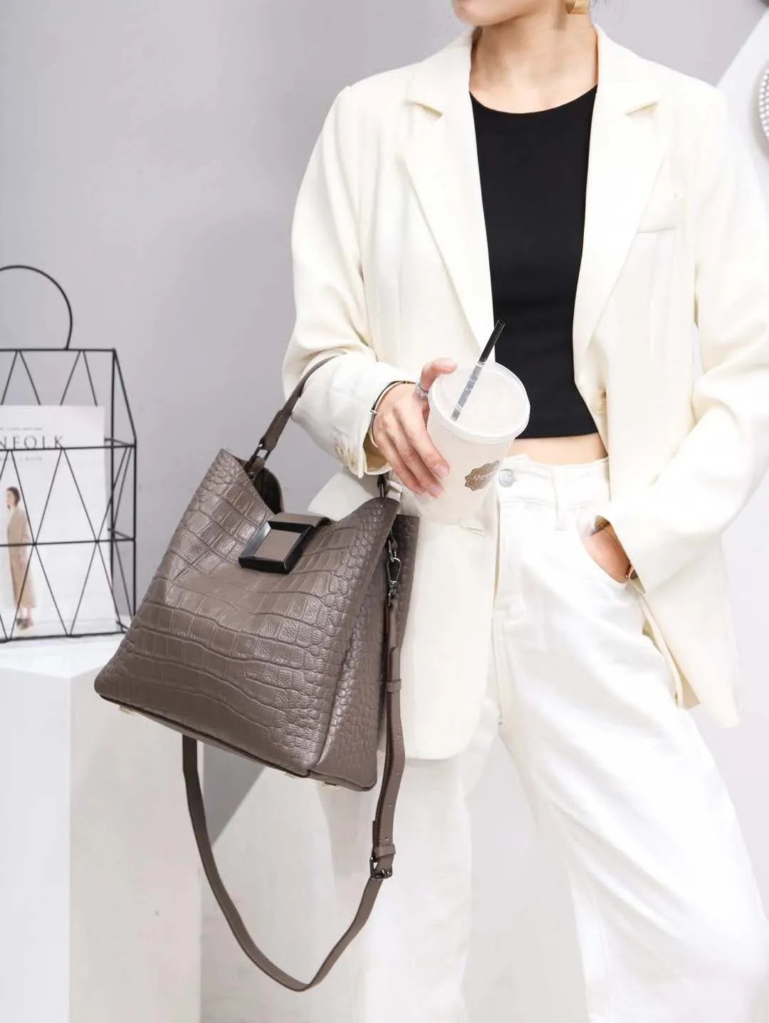 large luxury women crocodile leather crossbody tote bag