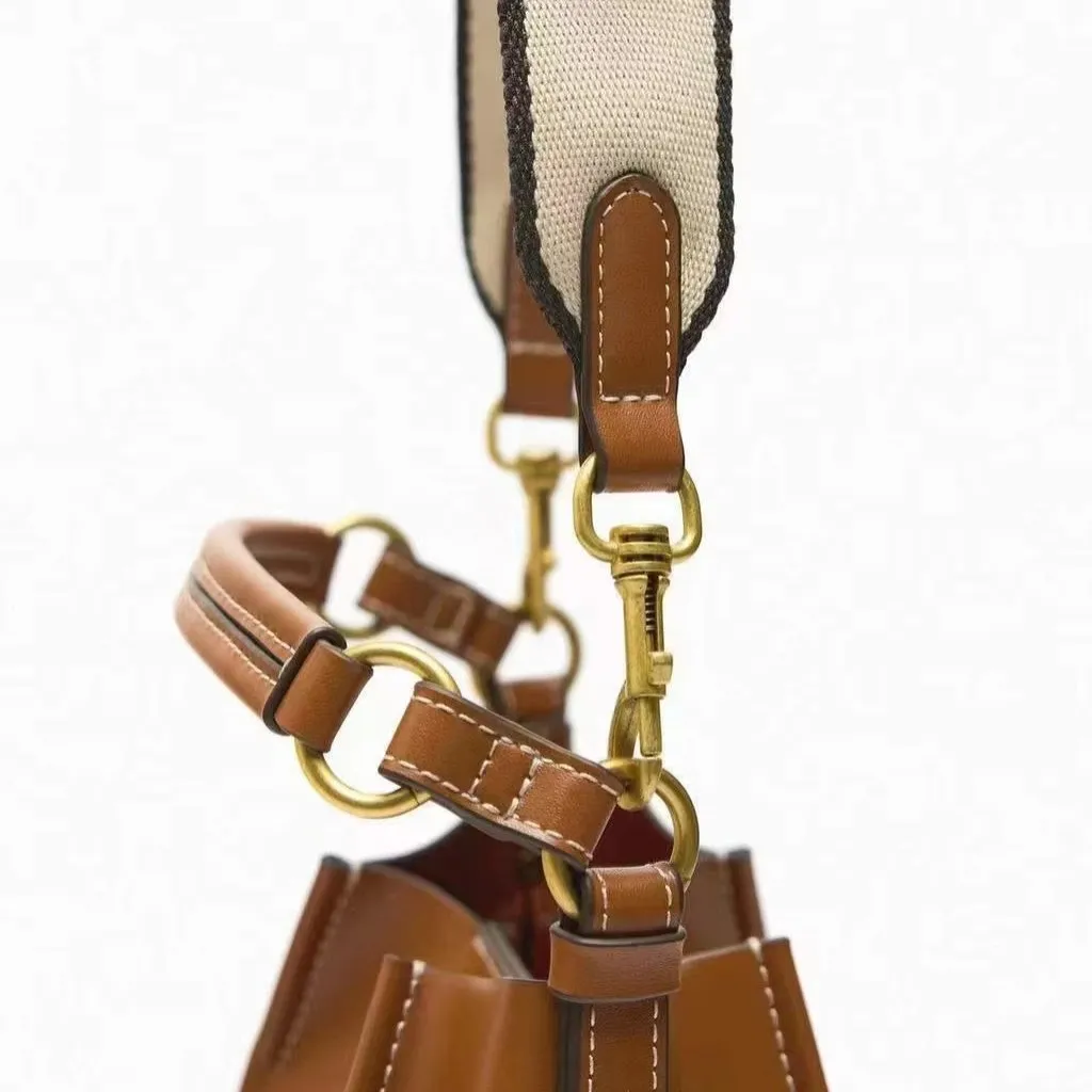 Liza | Elegant Shoulder Bag with Versatile Carry Options