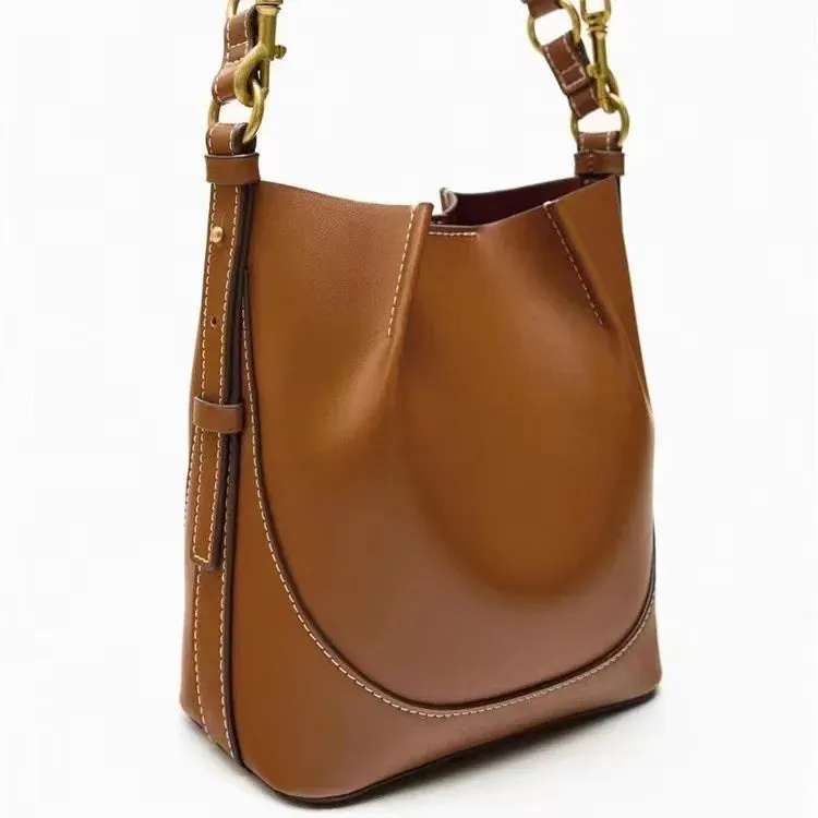 Liza | Elegant Shoulder Bag with Versatile Carry Options