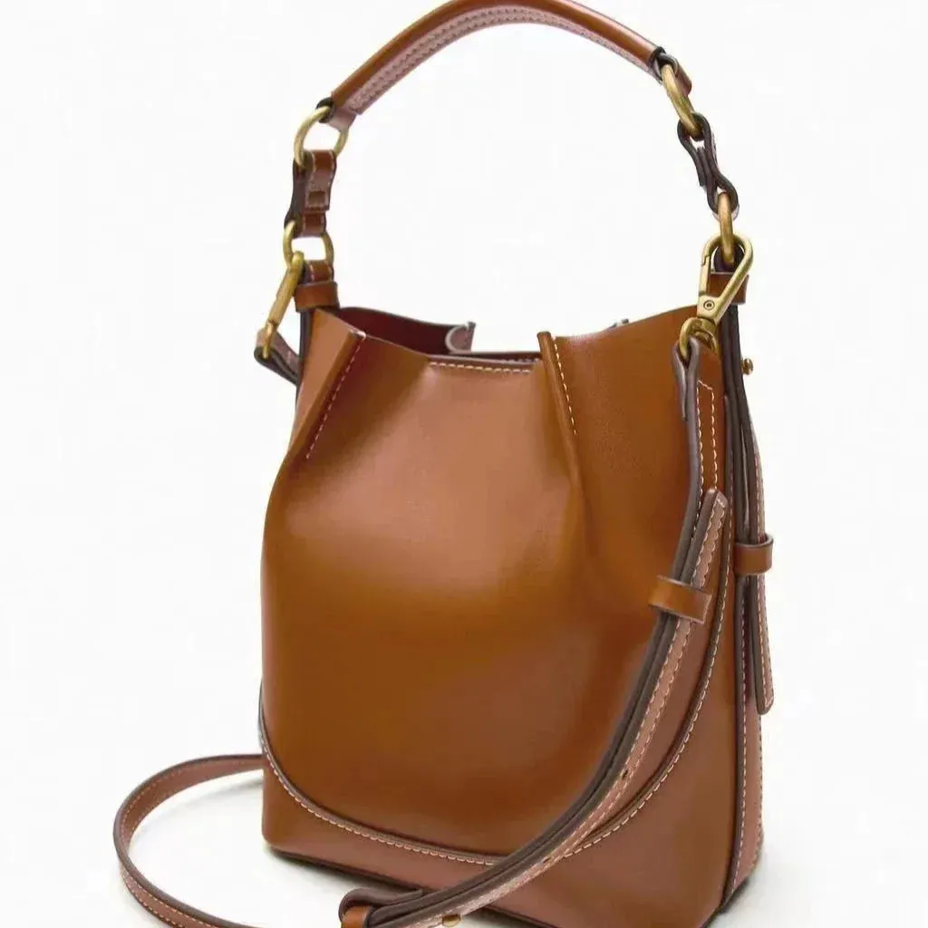 Liza | Elegant Shoulder Bag with Versatile Carry Options