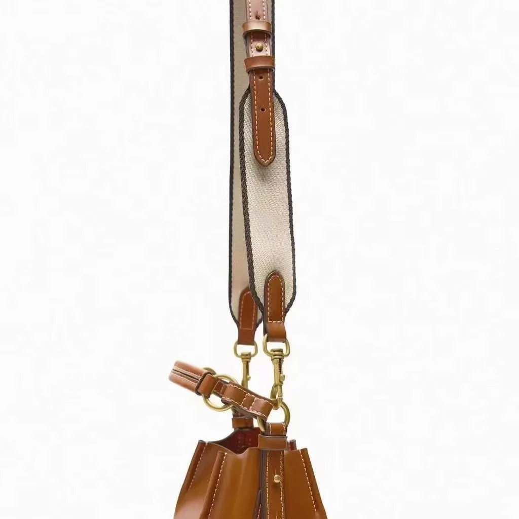 Liza | Elegant Shoulder Bag with Versatile Carry Options