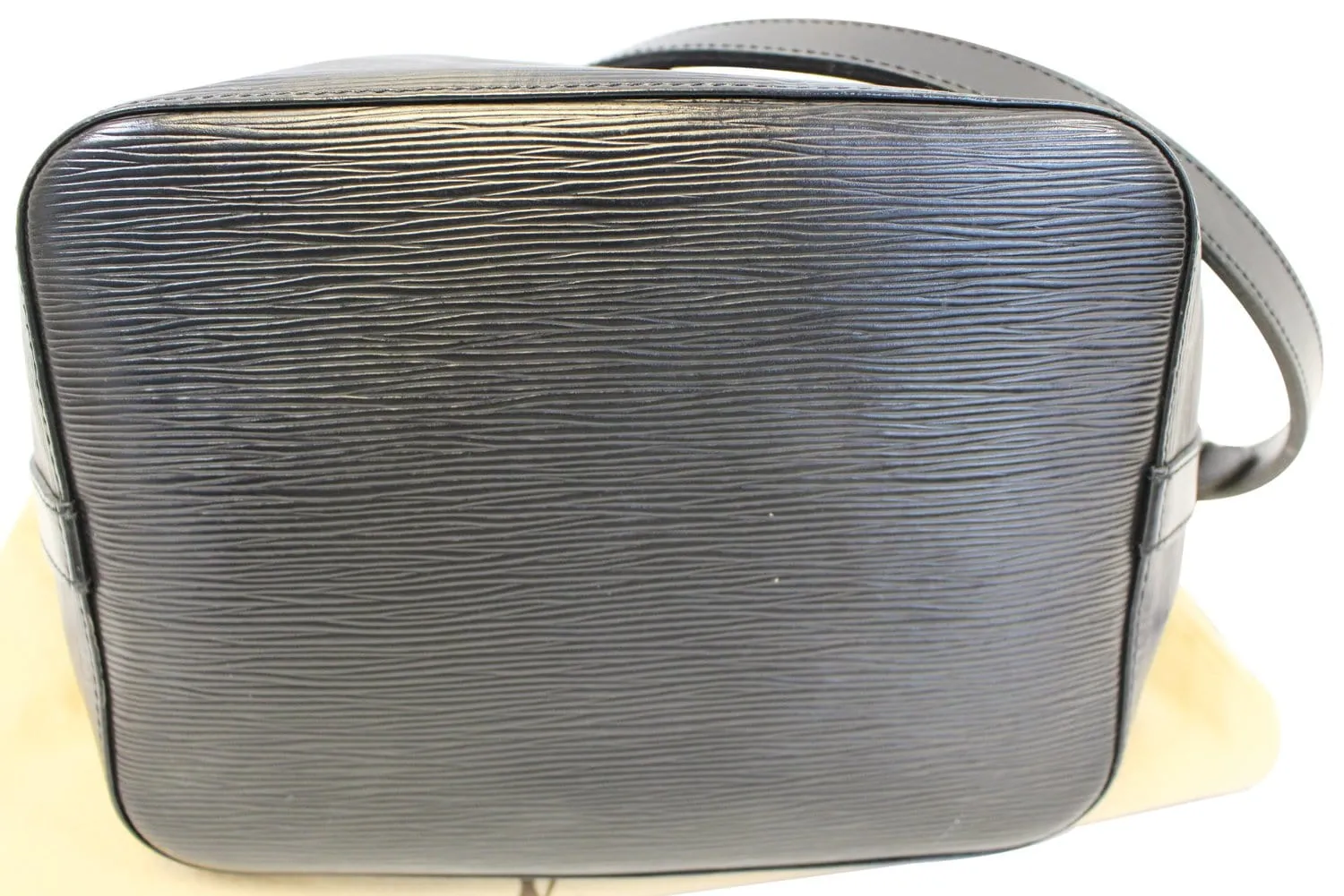 LOUIS VUITTON Epi Leather Petit Noe Black Shoulder Bag - Sale