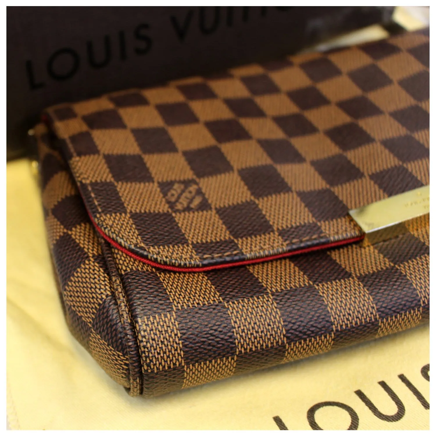 LOUIS VUITTON Favorite MM Damier Ebene Crossbody Bag