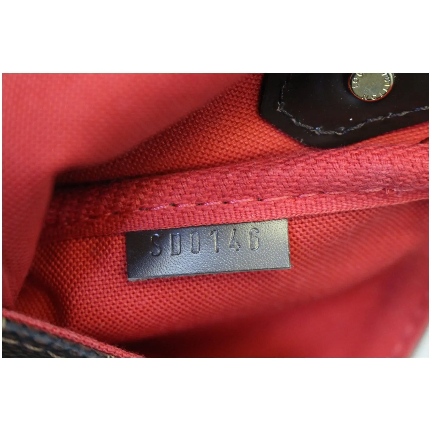 LOUIS VUITTON Favorite MM Damier Ebene Crossbody Bag