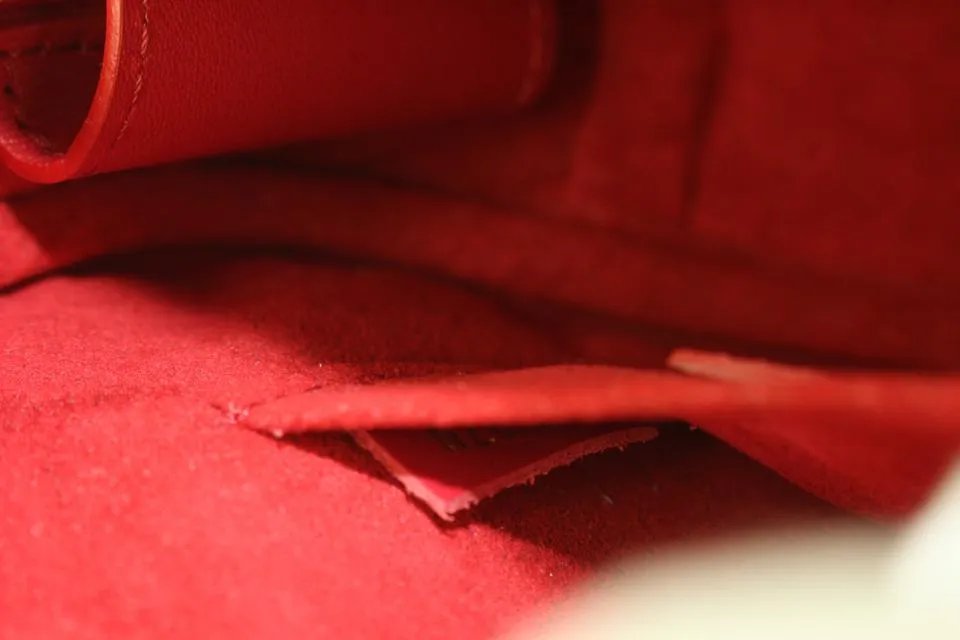 Louis Vuitton Limited Edition Red Quilted Leather New Wave Heart Crossbody Bag 816lv