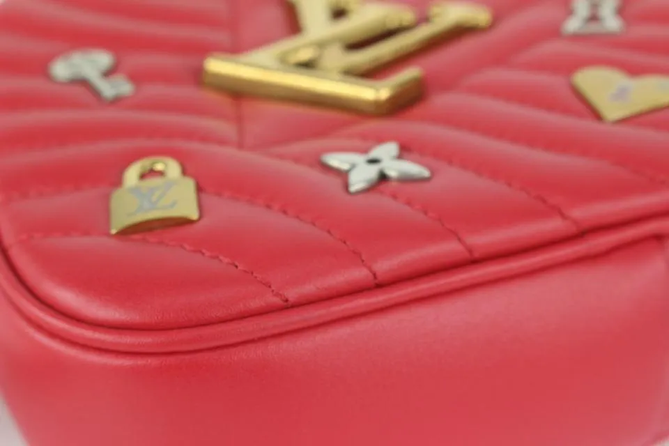 Louis Vuitton Limited Edition Red Quilted Leather New Wave Heart Crossbody Bag 816lv