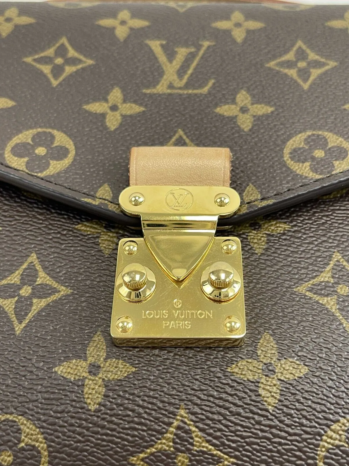 Louis Vuitton LV Pochette Métis - Brown Monogram Top Handle Crossbody