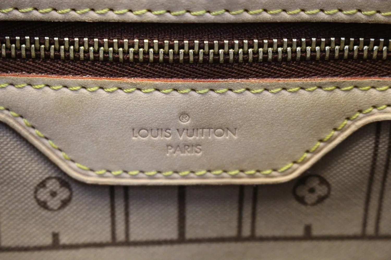 LOUIS VUITTON Monogram Canvas Neverfull GM Brown Tote Bag