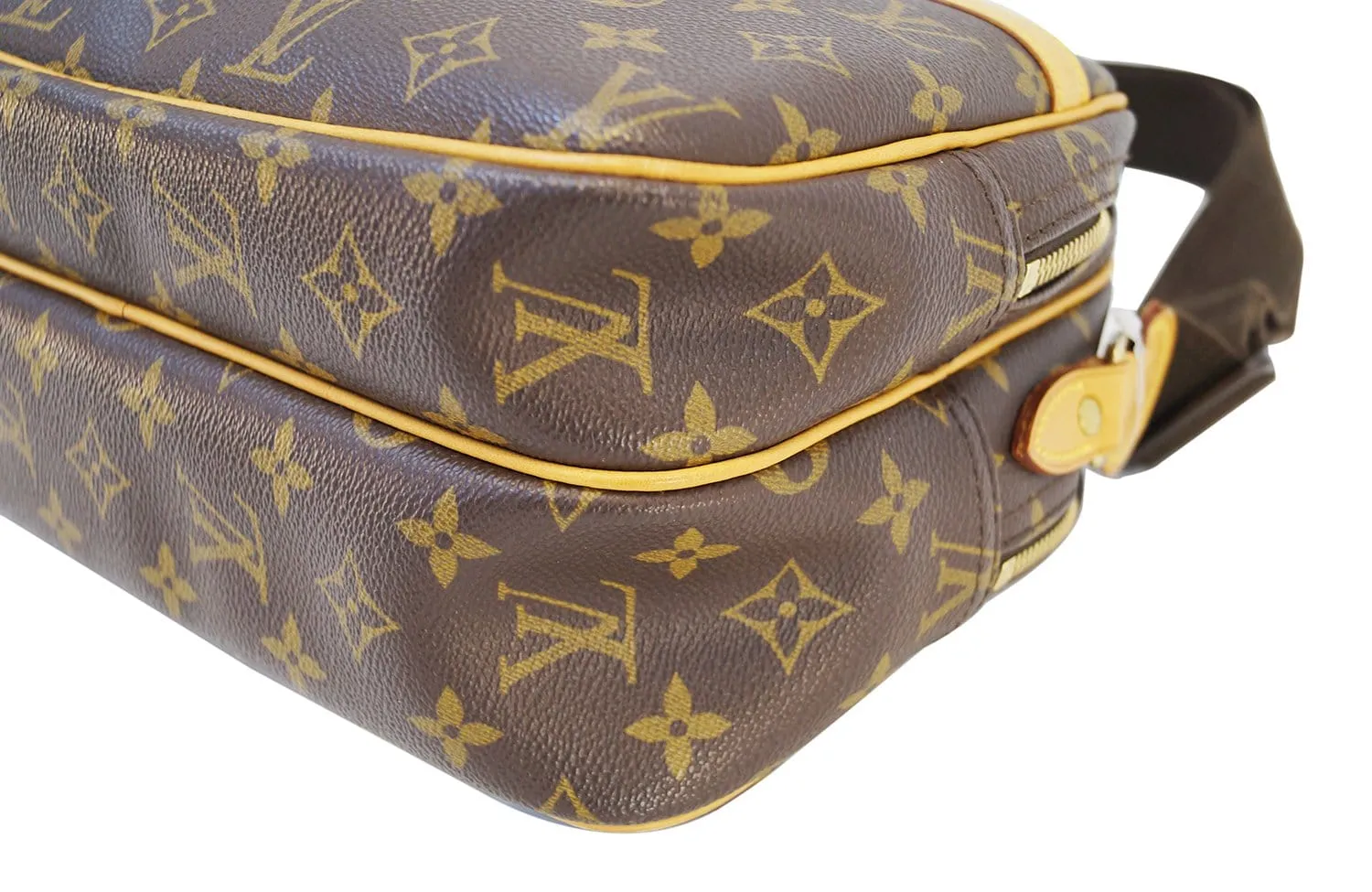 LOUIS VUITTON Monogram Reporter PM Shoulder Bag