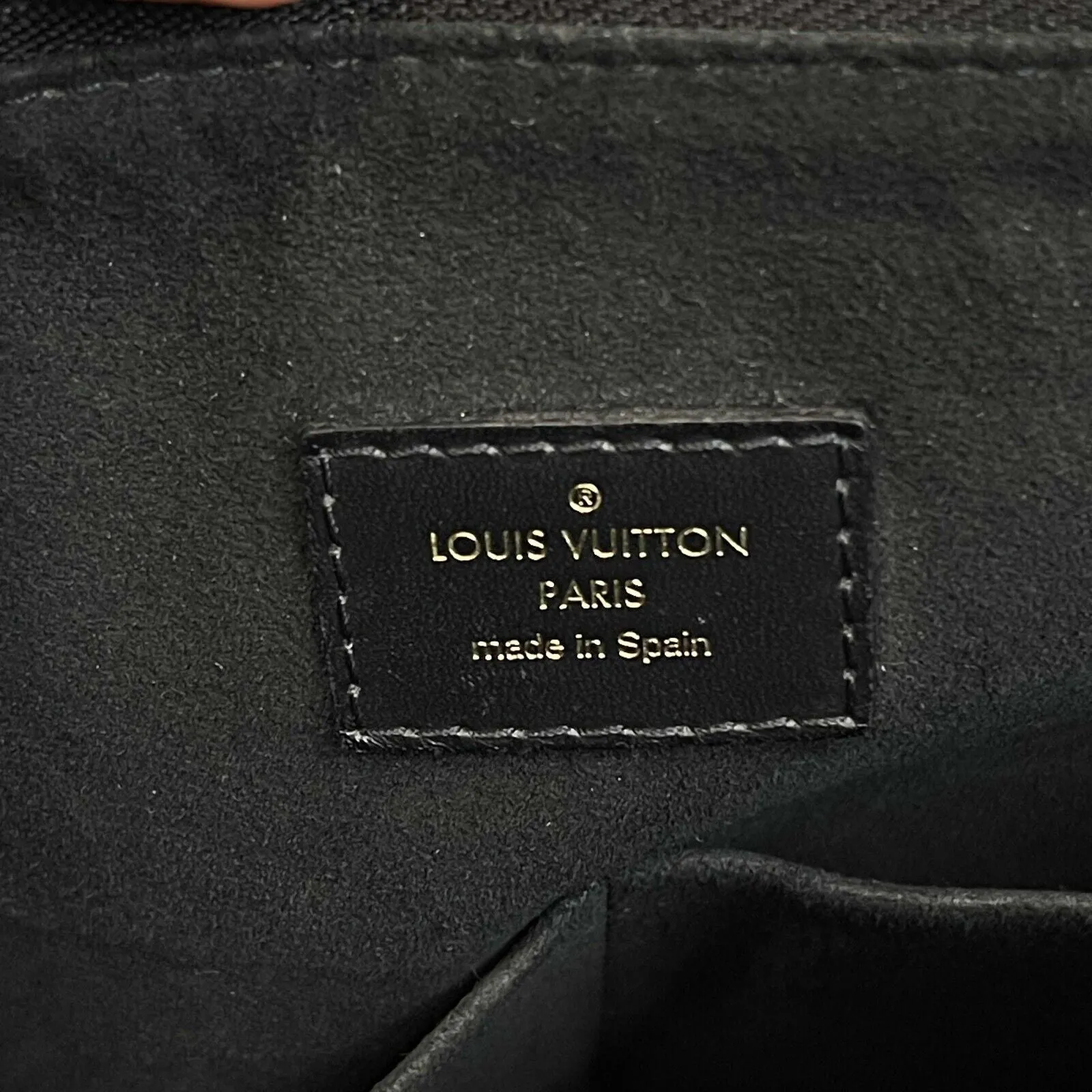 Louis Vuitton V Tote Monogram Empreinte MM Leather Crossbody Black Handbag