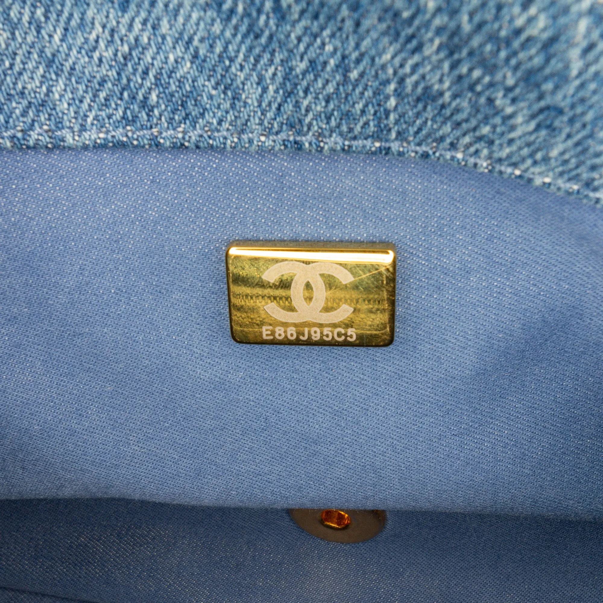 Medium Quilted Denim Mood Flap