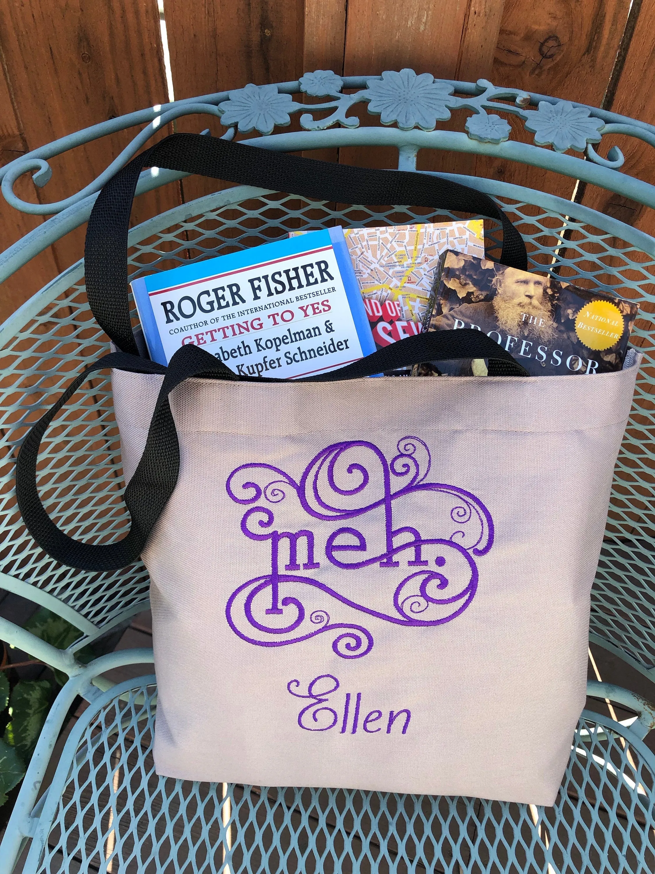 Meh Embroidered Bag | stitchywoman.net
