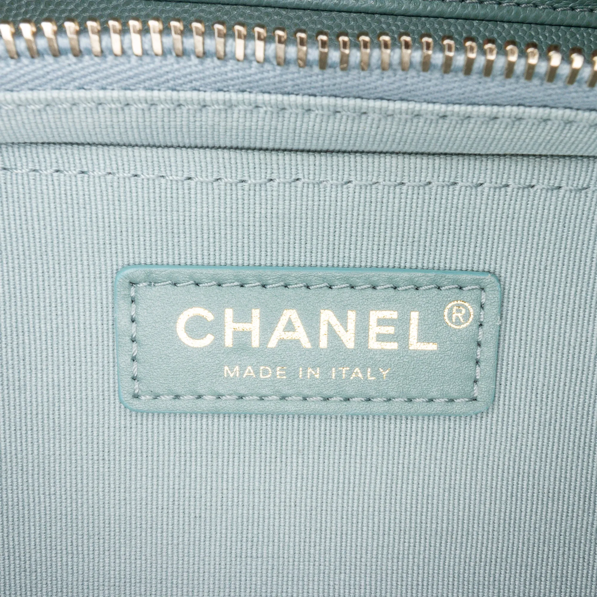 Mini Caviar Like a Wallet Flap